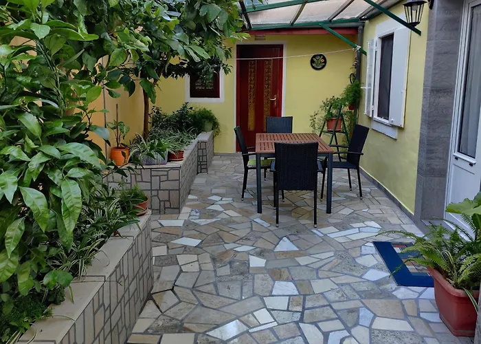 Apartment By The Sea Veli Losinj, Losinj - 24154 Veli Lošinj